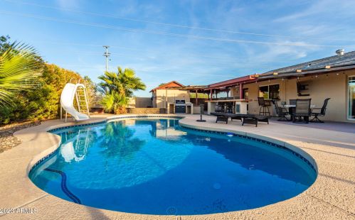 3146 Cholla St, Phoenix AZ 85029-3801 exterior