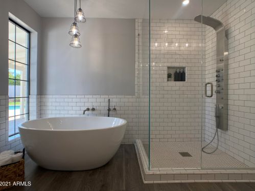 2423 Beryl Ave, Phoenix AZ 85021-2480 exterior