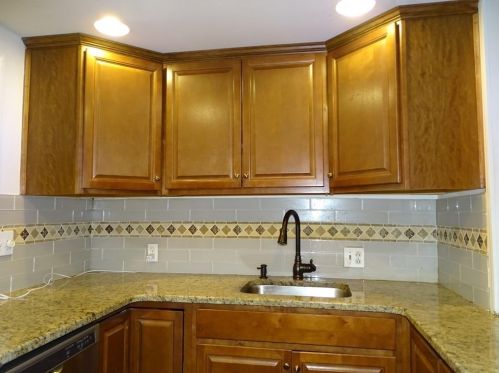 11 Rhodes Cir, Hingham MA 02043-1529 exterior