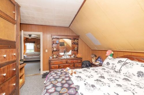 20 St, Taunton MA 02780-4392 exterior