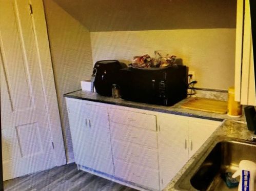 209 Chestnut St, New Bedford MA 02740-5206 exterior