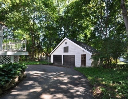 30 Concord Rd, Acton MA 01720-4603 exterior