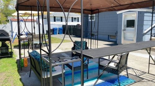 66 Eastside St, Lawrence MA 01841-2220 exterior