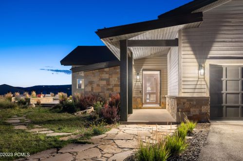 8449 Silver Crk Rd, Park City UT exterior