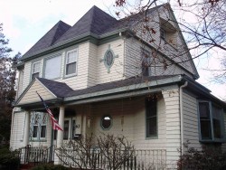 63 Elm Rd, Newton, MA 02460-2144