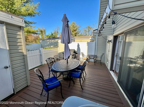 31 Ann Ct, Tinton Falls NJ  07724-3000 exterior