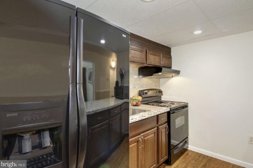 8556 Window Latch Way, Columbia MD 21045-5637 exterior