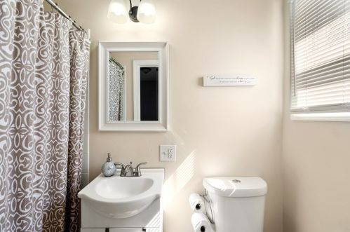 66 Haskell St, Fall River MA 02720 exterior