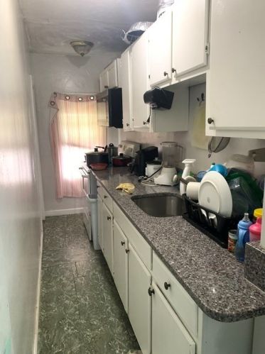 78 Cutler St, Worcester, MA 01604-4812