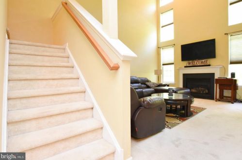 116 Cypress Ct, West Deptford NJ  08096-5154 exterior