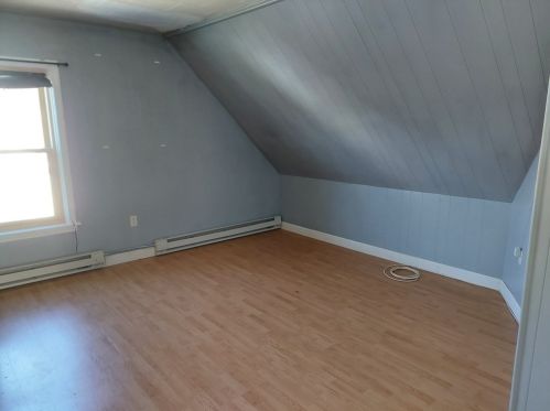 9 Grant St, Taunton MA 02780-3133 exterior