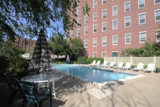 150 Massmills Dr, Lowell MA  01852-1235 exterior