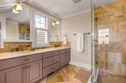 17 Bel Air Rd, Hingham MA 02043-1210 exterior