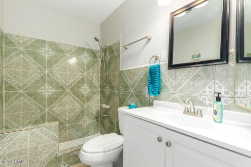 2947 81 Ave, Phoenix AZ 85033-4703 exterior