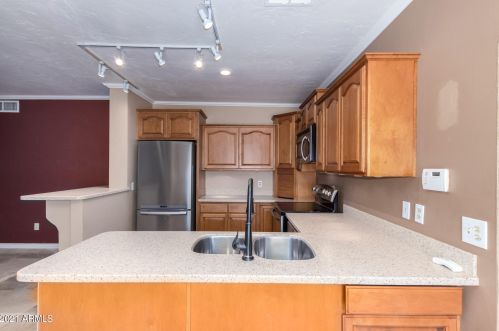 6314 14 Pl, Phoenix AZ 85014-4915 exterior