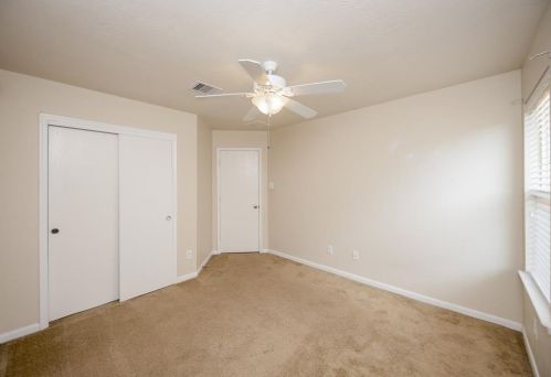 9006 Bonbrook Bnd Ln, Richmond TX 77469-4730 exterior