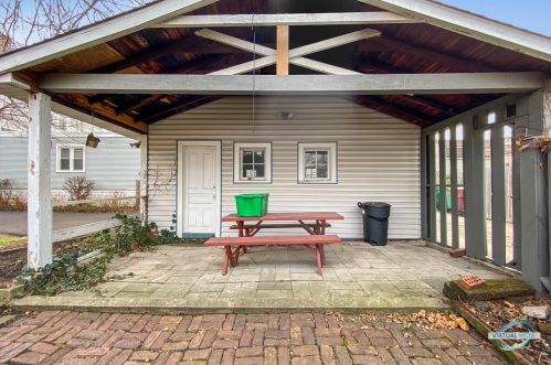 3420 Grv Ave, Forest View IL exterior