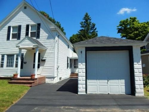 25 Grove St, Methuen, MA 01844-3634