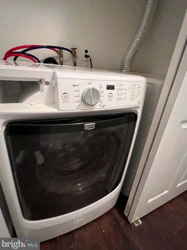 1 Locust Ct, Erial NJ 08081-1932 exterior