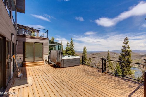370 Centennial Cir, Park City UT 84060-7801 exterior
