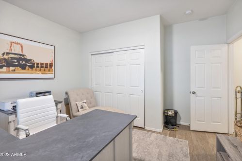 26219 41 Way, Phoenix AZ 85042-6304 exterior