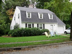 133 Winslow Rd, Newton, MA 02468-1743