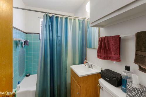 3813 9th Pl, Phoenix AZ 85022-2642 exterior