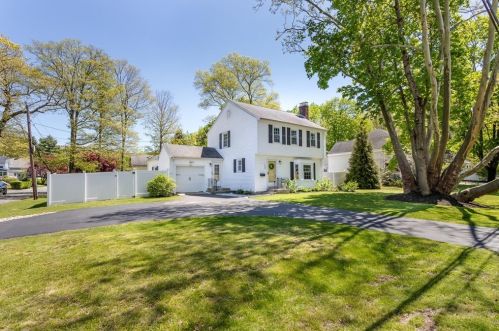 1121 Washington St, Canton, MA 02021-2137