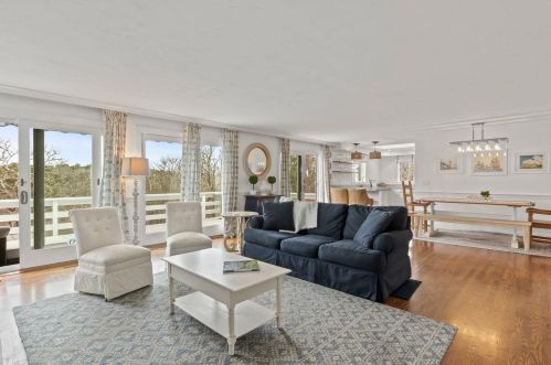 595 Riverview Dr, Chatham MA  02633-1117 exterior