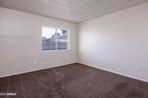 2528 Belmont Ave, Phoenix AZ 85051-6618 exterior