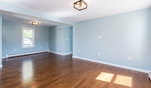 54 Aldrich Rd, East Bridgewater MA 02324-1331 exterior