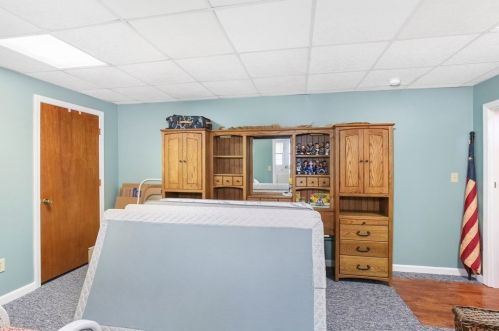 142 St, East Brookfield MA 01515-1612 exterior