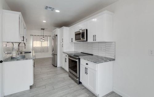 2217 28th Pl, Phoenix AZ  85008-2809 exterior