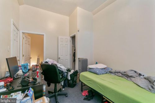 2013 15 St, Philadelphia PA 19121-2301 exterior