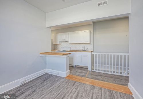 1815 20 St, Philadelphia PA 19145-2048 exterior