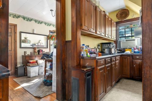 25 Budleigh Ave, Beverly MA 01915-1813 exterior