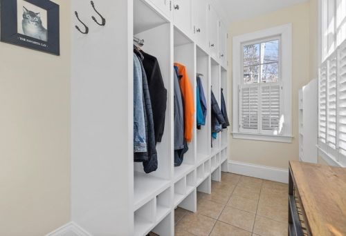 77 Windsor Rd, Newton MA 02468-1504 exterior