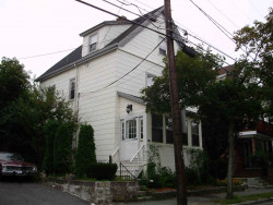 344 Cherry St, Newton, MA 02465-1627
