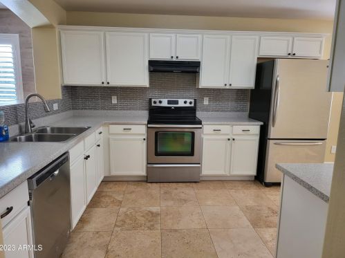 6629 18th Dr, Phoenix AZ  85041-5842 exterior