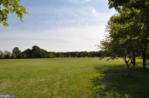 24854 Main St, Columbus NJ 08022-1339 exterior