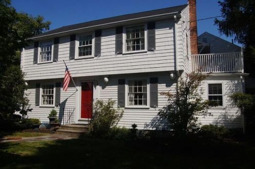233 Great Pln Ave, Needham MA  02492-4149 exterior