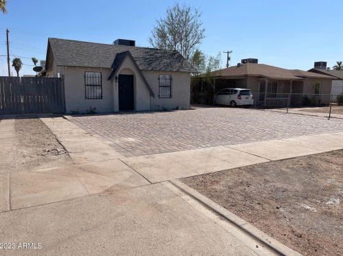 2411 Adams, Phoenix AZ 85034-1404 exterior