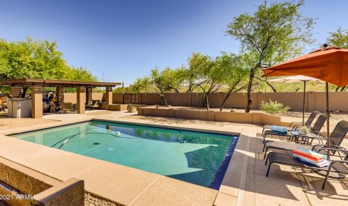 38208 29th Ave, Phoenix, AZ 85086-8795