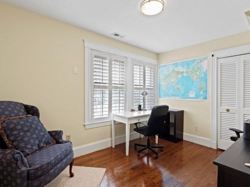 29 Furber Ln, Newton MA 02459-1503 exterior