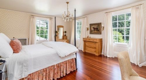 15 Mansion Dr, Topsfield MA 01983-1109 exterior