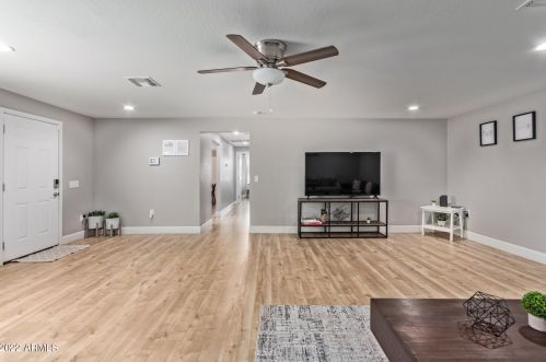 406 12th St, Phoenix AZ  85006-3405 exterior