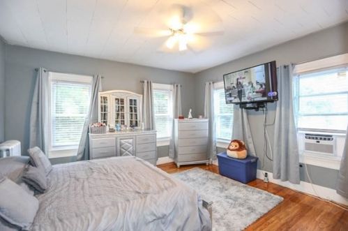 8 Fern St, Lawrence MA 01841-1160 exterior