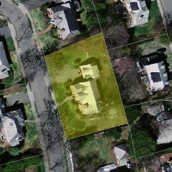 32 Manor House Rd, Newton MA  02459-1549 aerial view