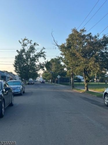 55 Arthur Ave, Carteret NJ  07008-2461 exterior