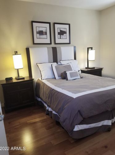 5122 34 Way, Phoenix AZ 85018-1548 exterior